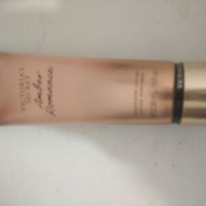 Victoria's Secret Cream Moisturizer Skincare Essential